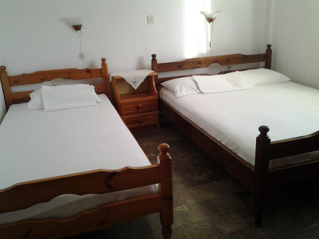 Athanasios Tsoumas Apartments Kastrosikia Eksteriør billede