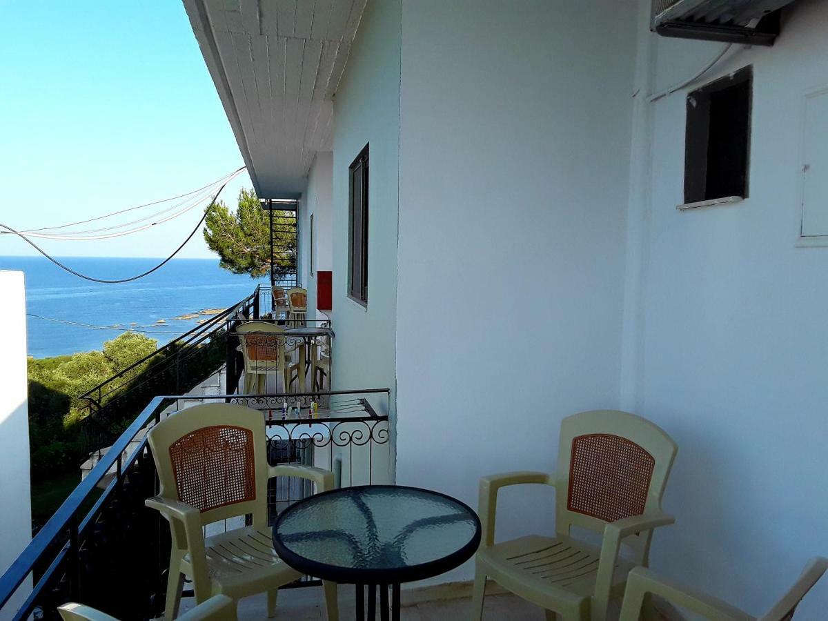 Athanasios Tsoumas Apartments Kastrosikia Eksteriør billede