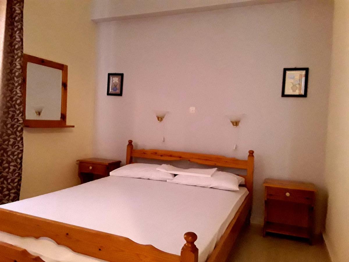 Athanasios Tsoumas Apartments Kastrosikia Eksteriør billede