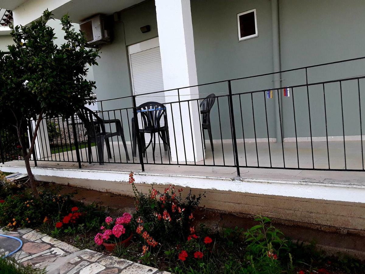 Athanasios Tsoumas Apartments Kastrosikia Eksteriør billede